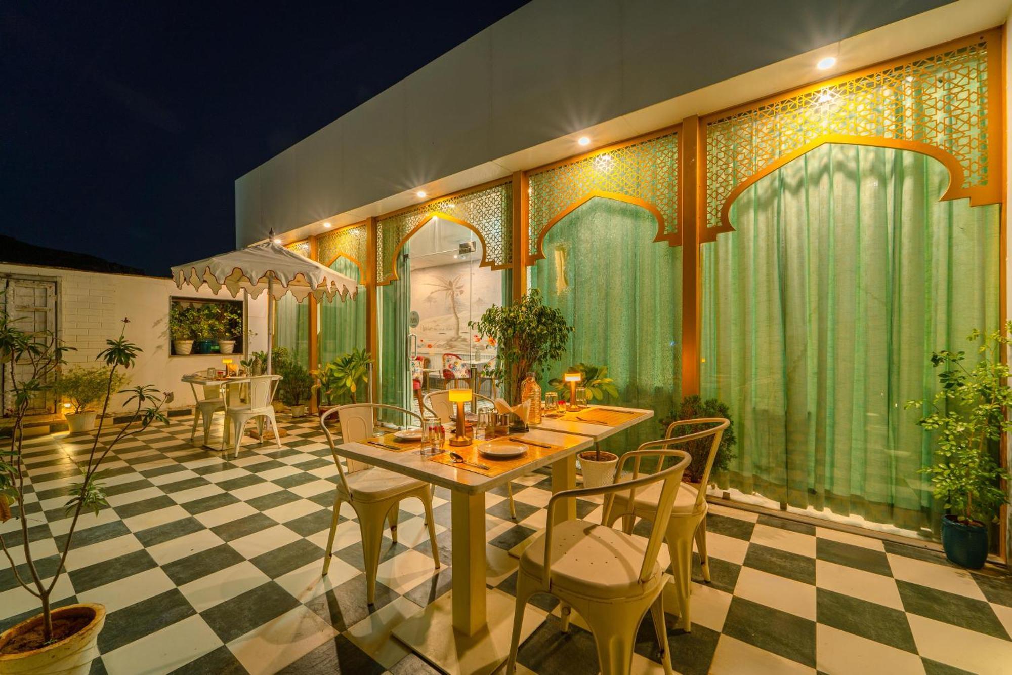 Hotel Hinduja Mehrangarh Fort Джодхпур Экстерьер фото